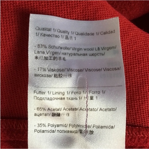 ESCADA - Picture 15 of 15